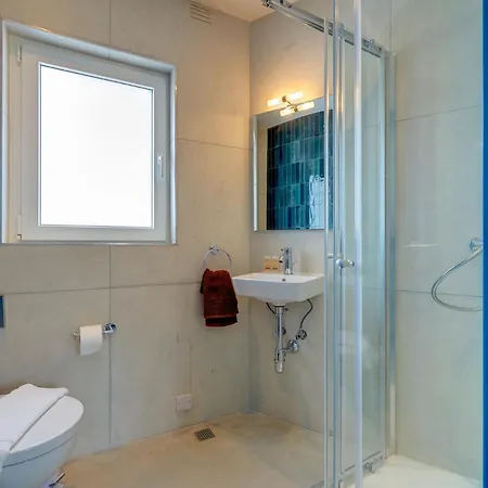 Kirxa And 게스트하우스 3*