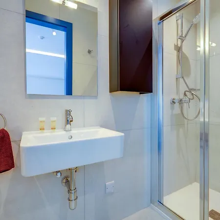 ゲストハウス Kirxa And