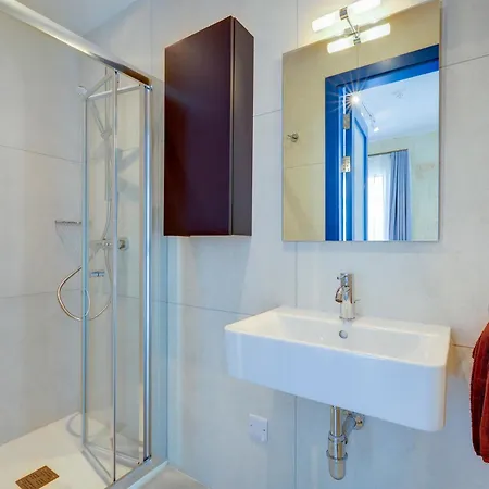 ゲストハウス Kirxa And