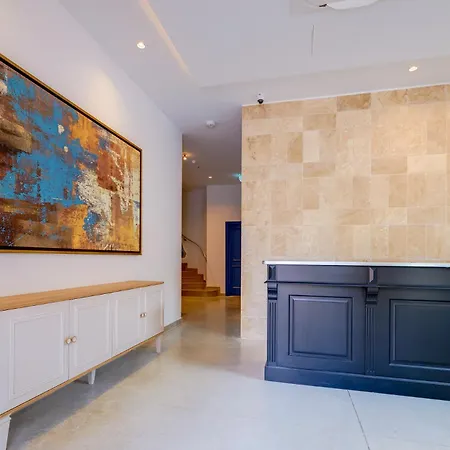 Kirxa And ゲストハウス 3*